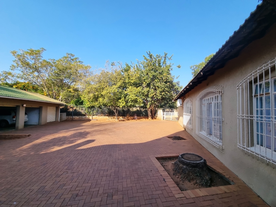 4 Bedroom Property for Sale in Protea Park North West